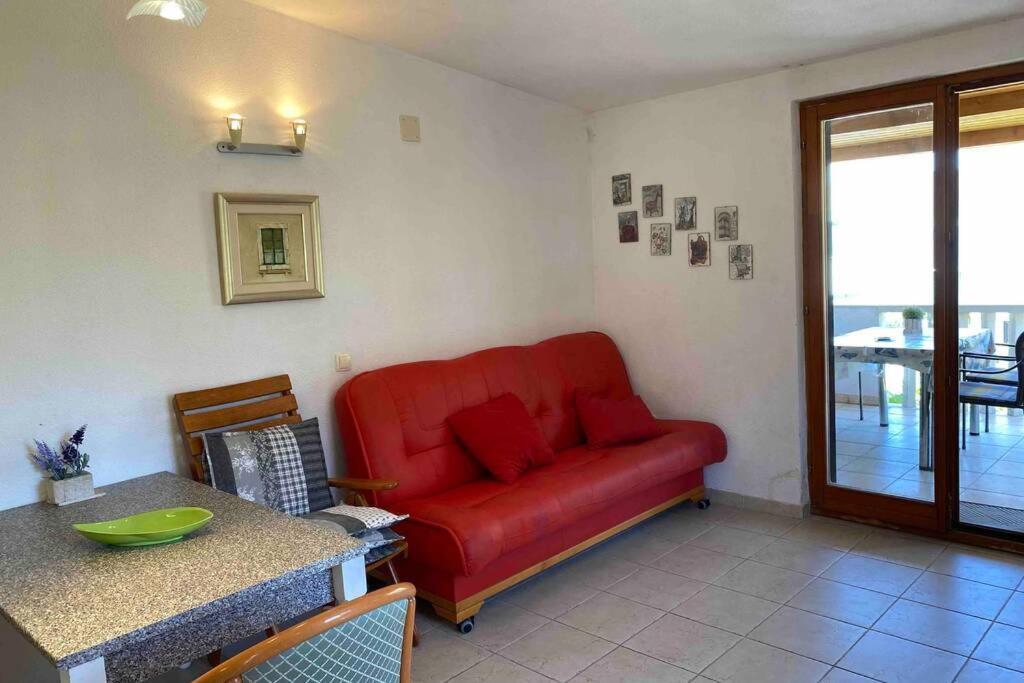 Ferienwohnung Apartman Toma Slatine Exterior foto